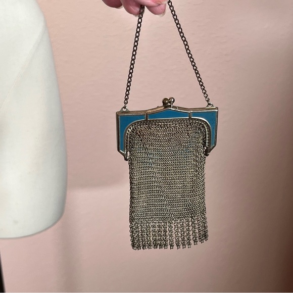 Whiting & Davis Antique Silver Mesh Art Deco Victorian Mini Bag - Picture 16 of 17